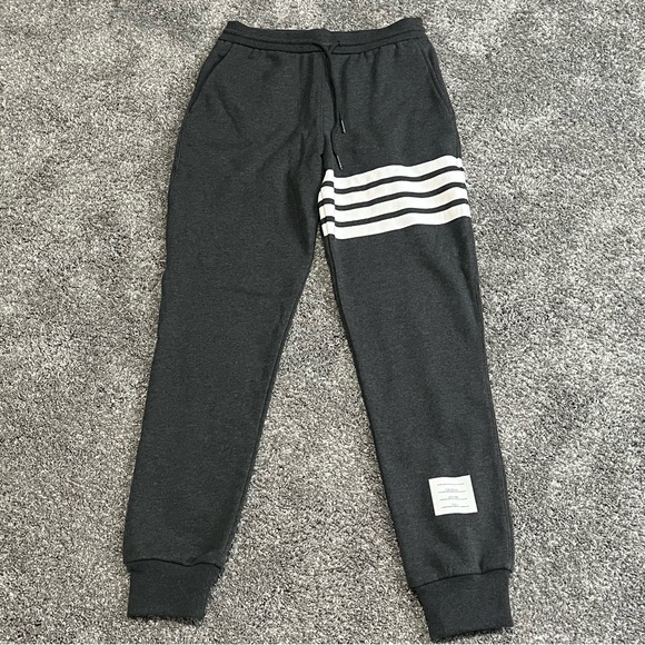 Thom Browne New York Jogger Sweatpants Size 0 XS/S Gray 4 Stripe Preowned - Picture 1 of 12